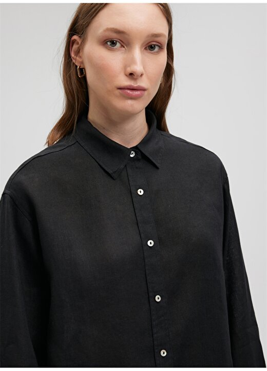 Mavi Standart Gömlek Yaka Siyah Kadın Gömlek M1210747-900-UZUN KOLLU GÖMLEK 3