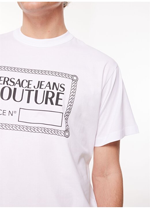 Versace Jeans Couture Bisiklet Yaka Beyaz Erkek T-Shirt 75GAHT09CJ00T003 4