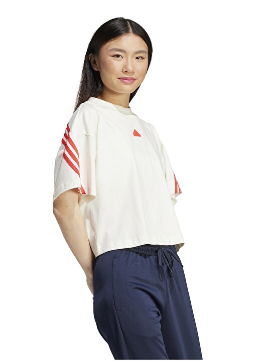 Adidas Beyaz Kadın T-Shirt IS3607 W 2