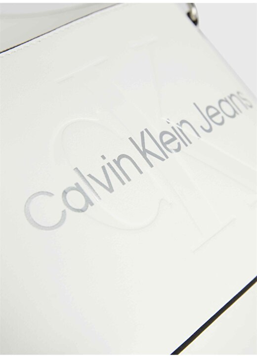 Calvin Klein Beyaz Kadın 14,5X21x8 Cm Çapraz Çanta K60K6106810LI 4