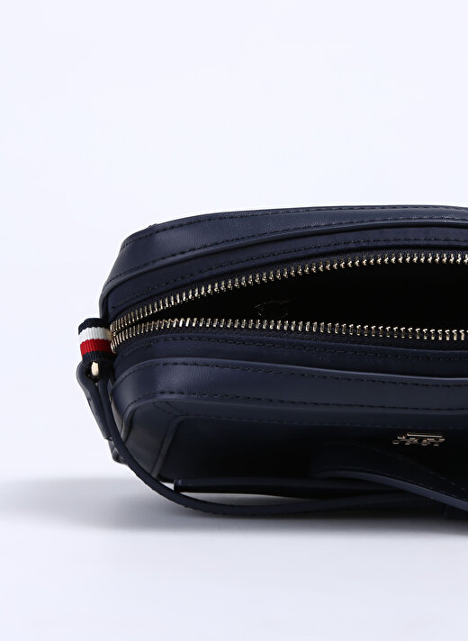 Tommy Hilfiger Mavi Kadın 21x13,5x6 cm Omuz Çantası AW0AW15716DW6  4