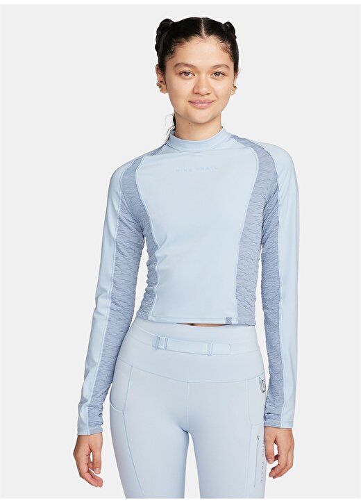 Nike Açık Mavi Kadın Bisiklet Yaka Slim Fit Uzun Kollu T-Shirt FN4706-440-W NK TRAIL DF LS TOP 2