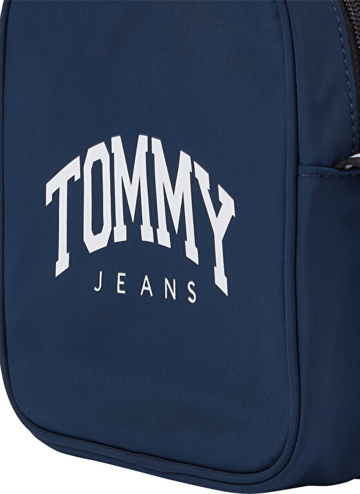 Tommy Hilfiger Postacı Çantası 4