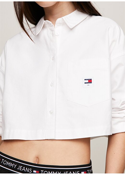 Tommy Jeans Normal Gömlek Yaka Düz Beyaz Kadın Gömlek TJW CRP BADGE SHIRT 3