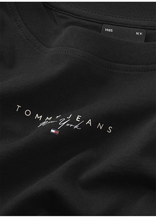 Tommy Jeans Bisiklet Yaka Düz Siyah Kadın T-Shirt TJW REG ESSENTIAL LOGO + TEE EXT 2