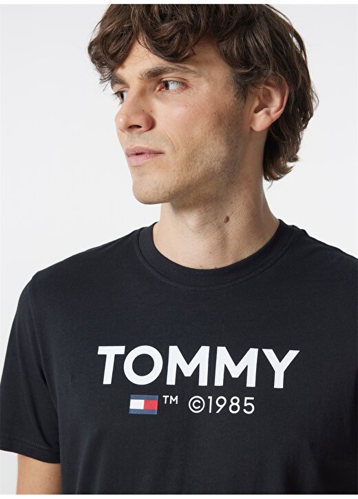 Tommy Jeans Baskılı Siyah Erkek T-Shirt DM0DM18264BDS 4