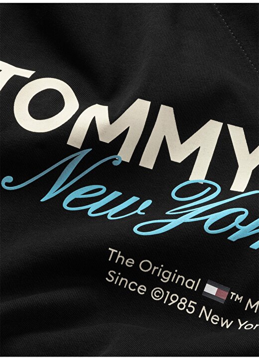 Tommy Jeans Düz Siyah Erkek T-Shirt DM0DM18286BDS 2
