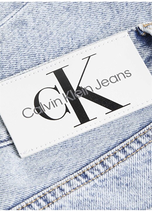 Calvin Klein Jeans Normal Erkek Denim Şort J30J3248731AA 3