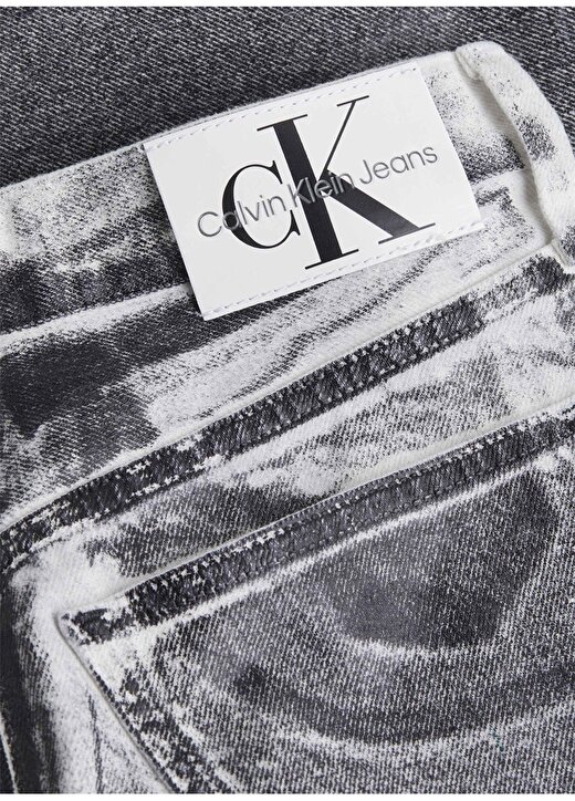 Calvin Klein Jeans Yüksek Bel Düz Paça Normal Gri Kadın Denim Pantolon J20J2224531A4 2