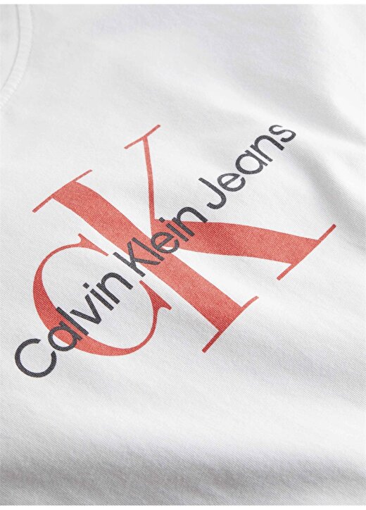 Calvin Klein Jeans Bisiklet Yaka Baskılı Beyaz Kadın T-Shirt J20J223272YAF 2
