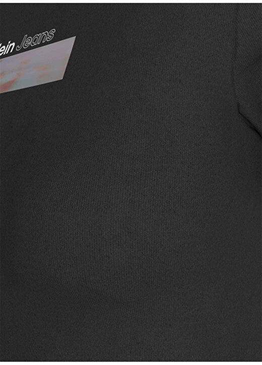 Calvin Klein Jeans Bisiklet Yaka Baskılı Siyah Kadın T-Shirt J20J223167BEH 2