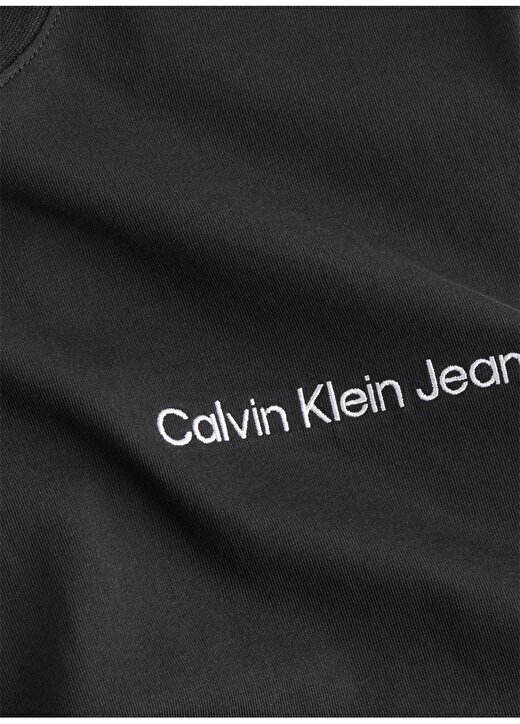 Calvin Klein Jeans Bisiklet Yaka Baskılı Siyah Kadın T-Shirt J20J223701BEH 2