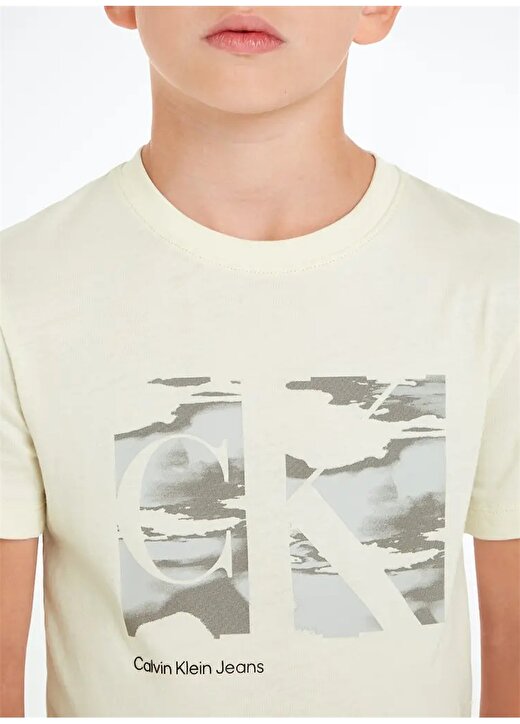 Calvin Klein Baskılı Beyaz Erkek Çocuk T-Shirt SERENITY MONOGRAM SS T-SHIRT 2