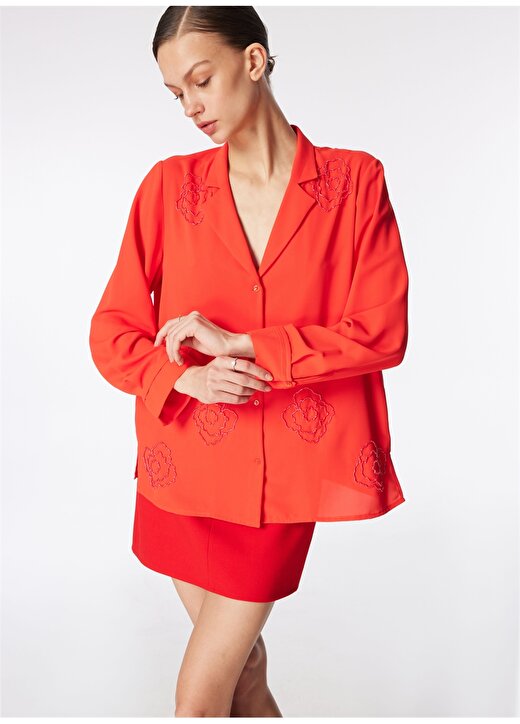 Faik Sönmez Slim Fit Ceket Yaka Kırmızı Kadın Gömlek U68404 2