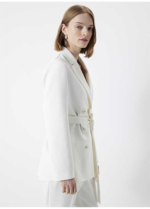 İpekyol Normal Kırık Beyaz Kadın Ceket IS1240005064096 2