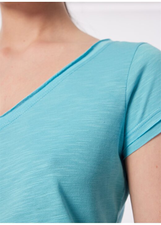 Sisley V Yaka Açık Mavi Kadın T-Shirt 3TNHL400E 4
