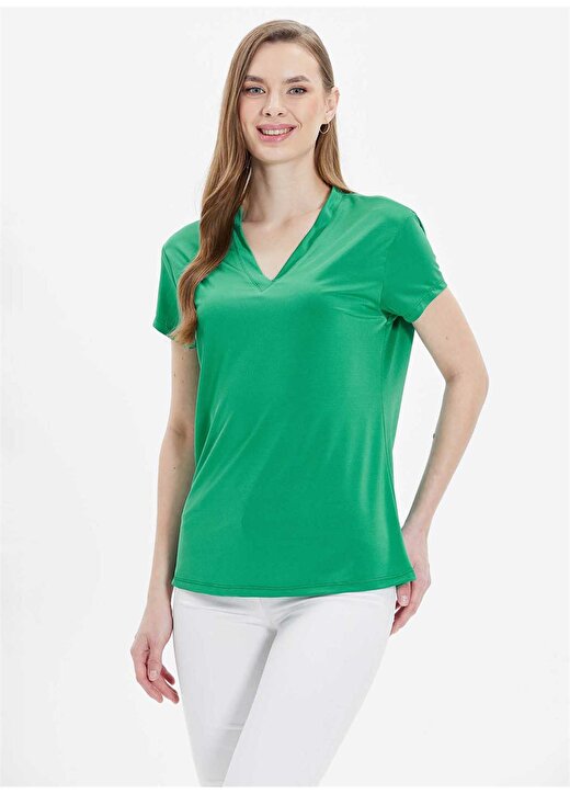 Selen V Yaka Düz Yeşil Kadın Bluz 24YSL8827 2
