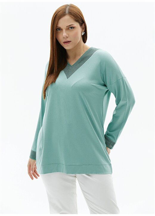 Selen V Yaka Düz Yeşil Kadın Bluz 24YSL8842-BB 1