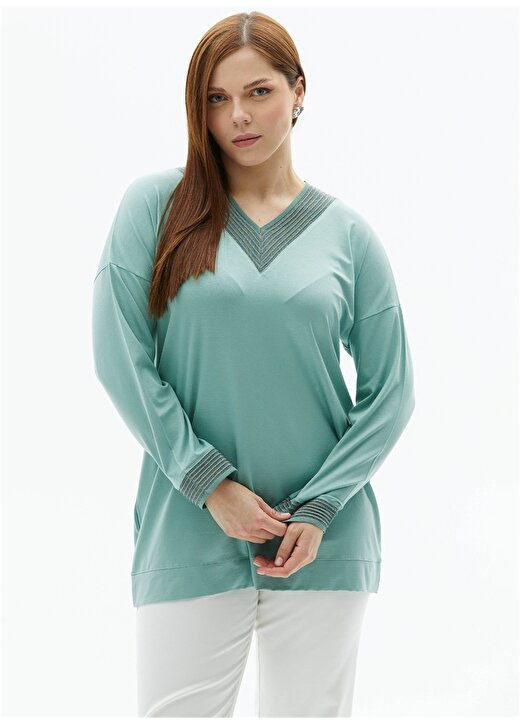 Selen V Yaka Düz Yeşil Kadın Bluz 24YSL8842-BB 2