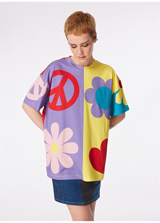 Moschino Jeans Yuvarlak Yaka Desenli Çok Renkli Kadın T-Shirt 241K1A0704 1
