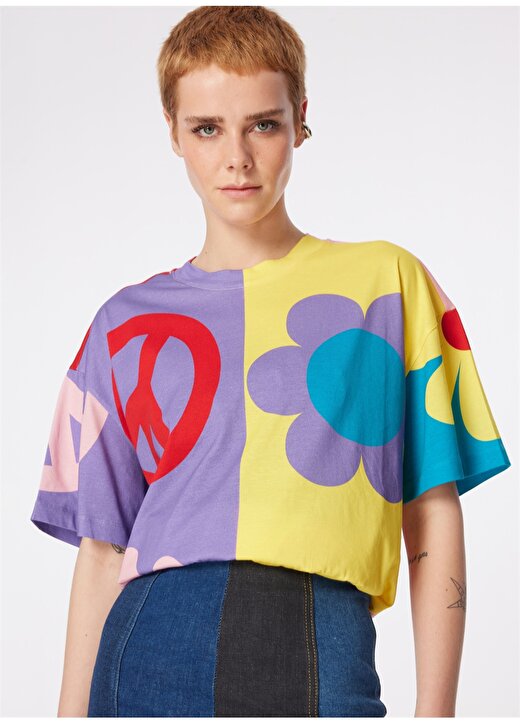 Moschino Jeans Yuvarlak Yaka Desenli Çok Renkli Kadın T-Shirt 241K1A0704 2