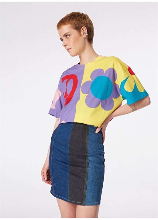 Moschino Jeans Yuvarlak Yaka Desenli Çok Renkli Kadın T-Shirt 241K1A0704 4