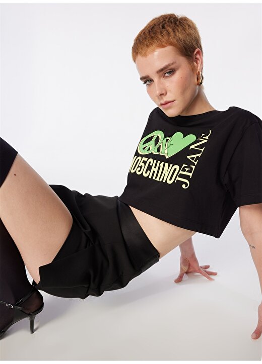 Moschino Jeans Yuvarlak Yaka Baskılı Siyah Kadın T-Shirt 241K1J0703 1