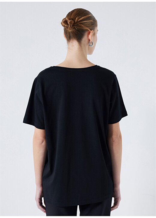 İpekyol V Yaka Taşlı Siyah Kadın T-Shirt IS1240070222001 4