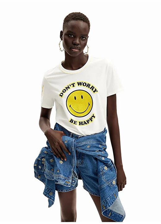 Desigual Yuvarlak Yaka Baskılı Beyaz Kadın T-Shirt 24SWTKAL 3