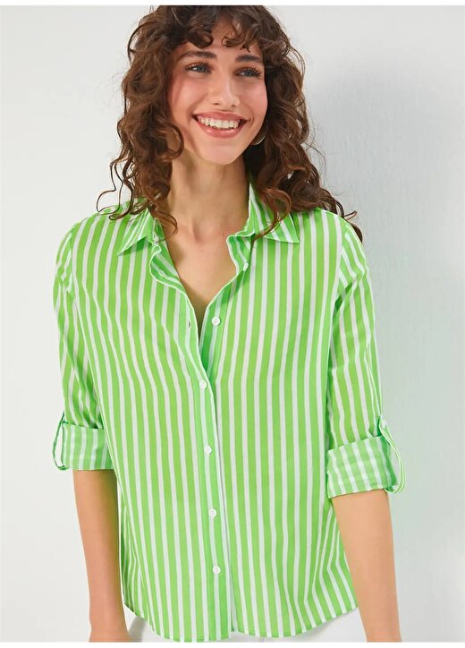 Faik Sönmez Slim Fit Gömlek Yaka Açık Yeşil Kadın Gömlek U68361 2