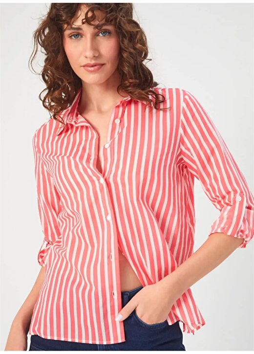 Faik Sönmez Slim Fit Gömlek Yaka Kırmızı Kadın Gömlek U68361 1