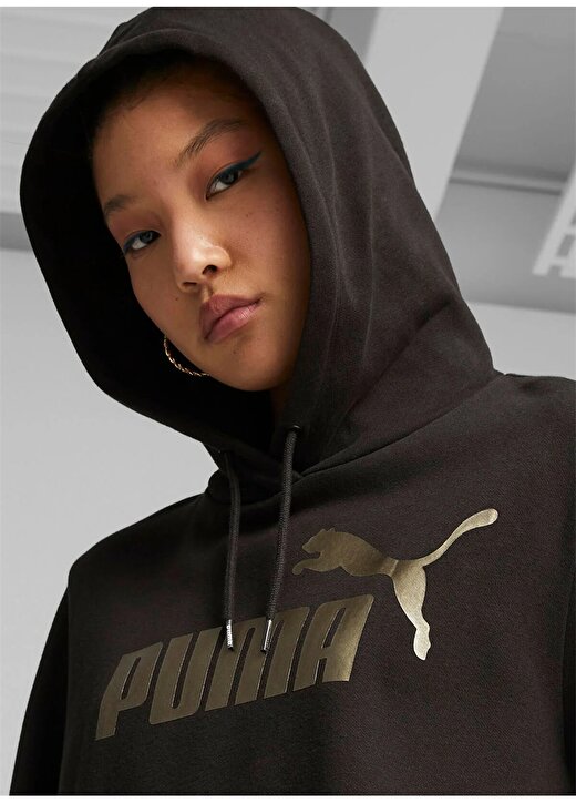 Puma Siyah Kadın Kapüşon Yaka Normal Kalıp Sweatshirt 84909651 ESS+ Metallic Logo Hoodie 1