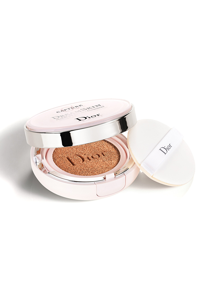 Dior Dreamskin Moist & Perfect Cushion Fondöten 30 SPF50