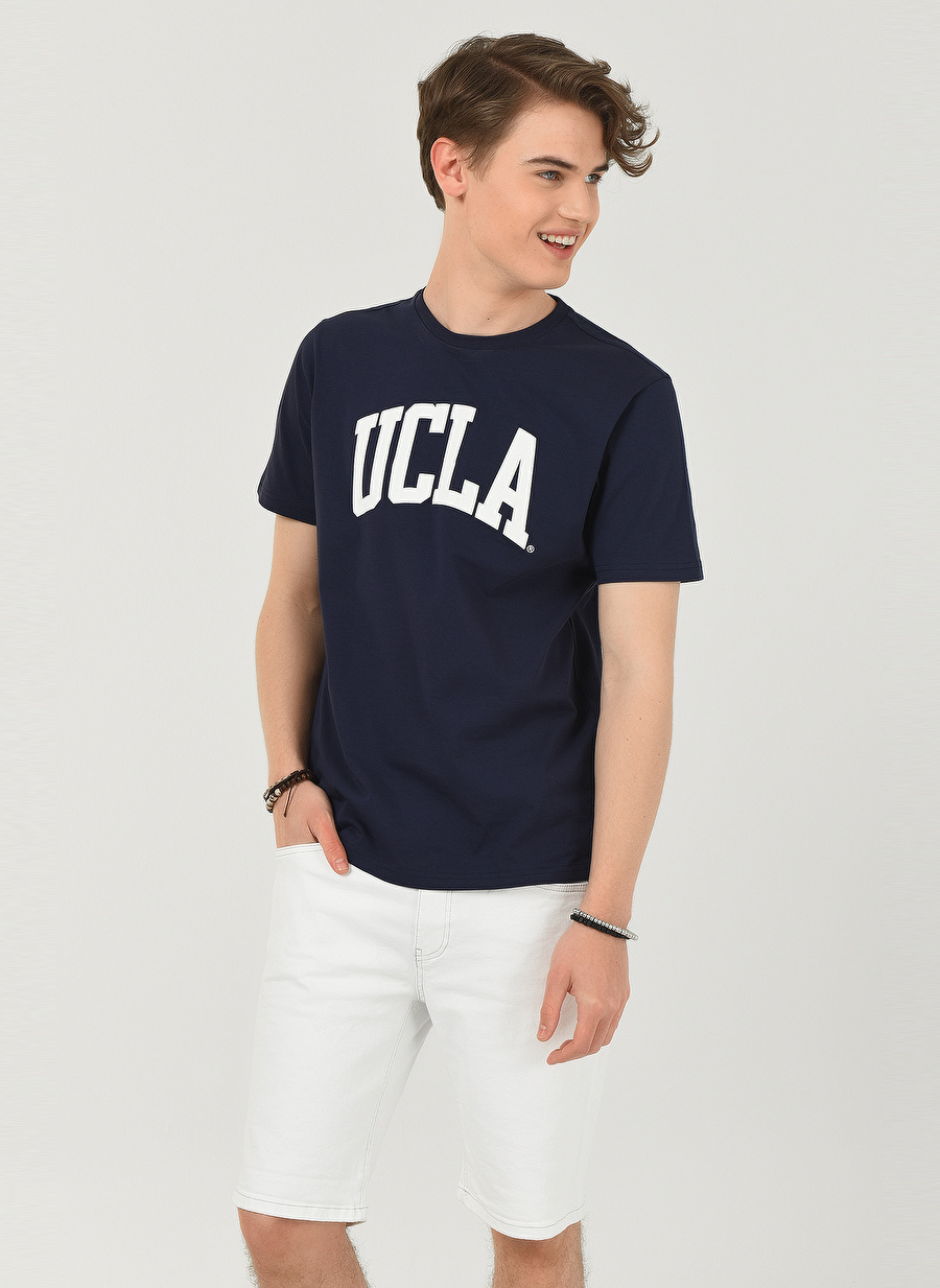 Ucla CULVER Bisiklet Yaka  Standart Kalıp Baskılı Lacivert Erkek T-Shirt