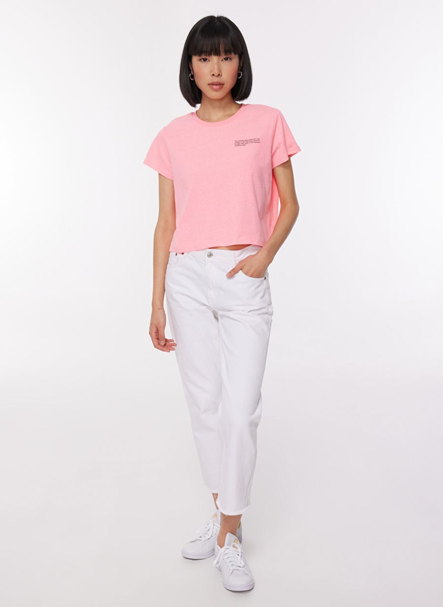 Aeropostale Bisiklet Yaka Crop BaskılıNeon Pembe Kadın T-Shirt - K-Belenus-Y