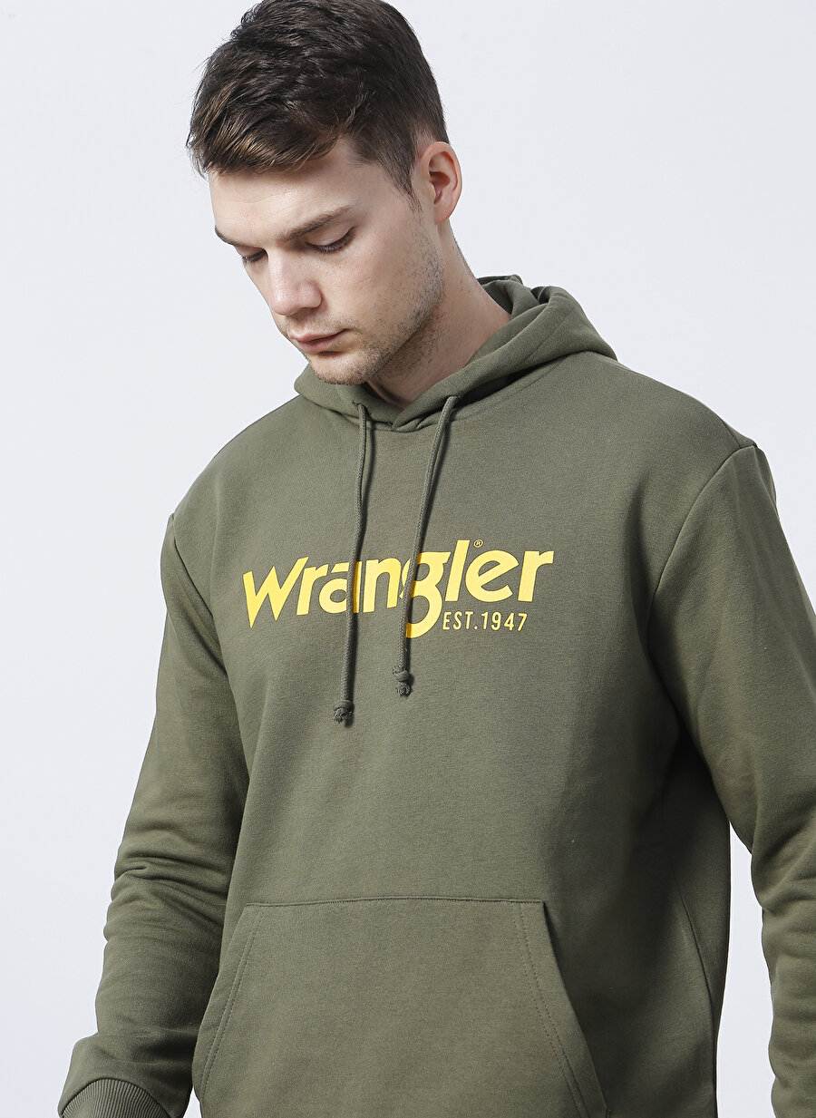 Wrangler W212339801_W212339 Kapüşonlu Uzun Kollu Regular Fit Düz Haki Erkek Sweatshirt