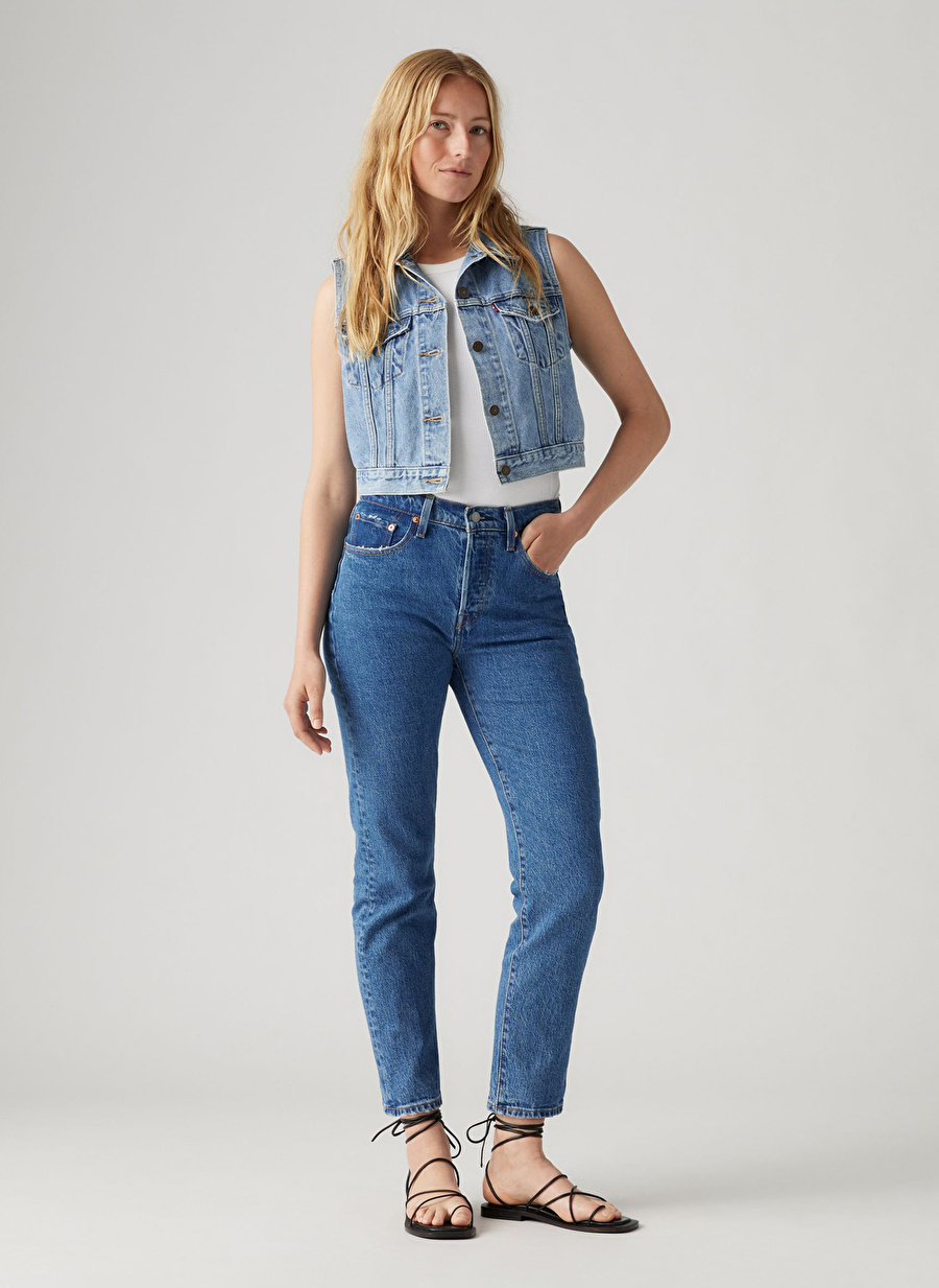 Levis 501 Kadın Yüksek Bel Regular Fit Denim Pantolon CROP JAZ