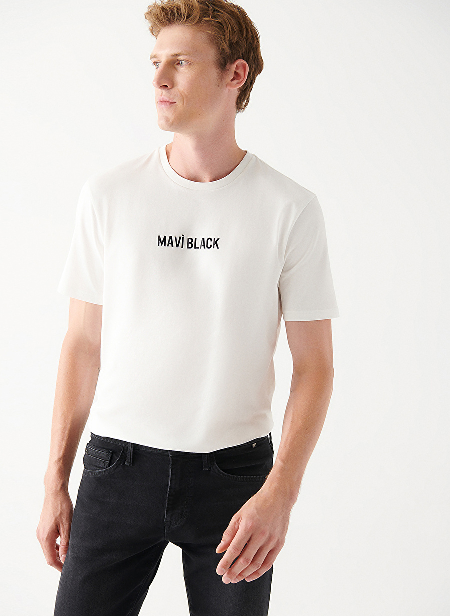 Mavi Bisiklet Yaka Baskılı Kırık Beyaz Erkek T-Shirt M0610785-70057_MAVİ BLACK BASKILI T