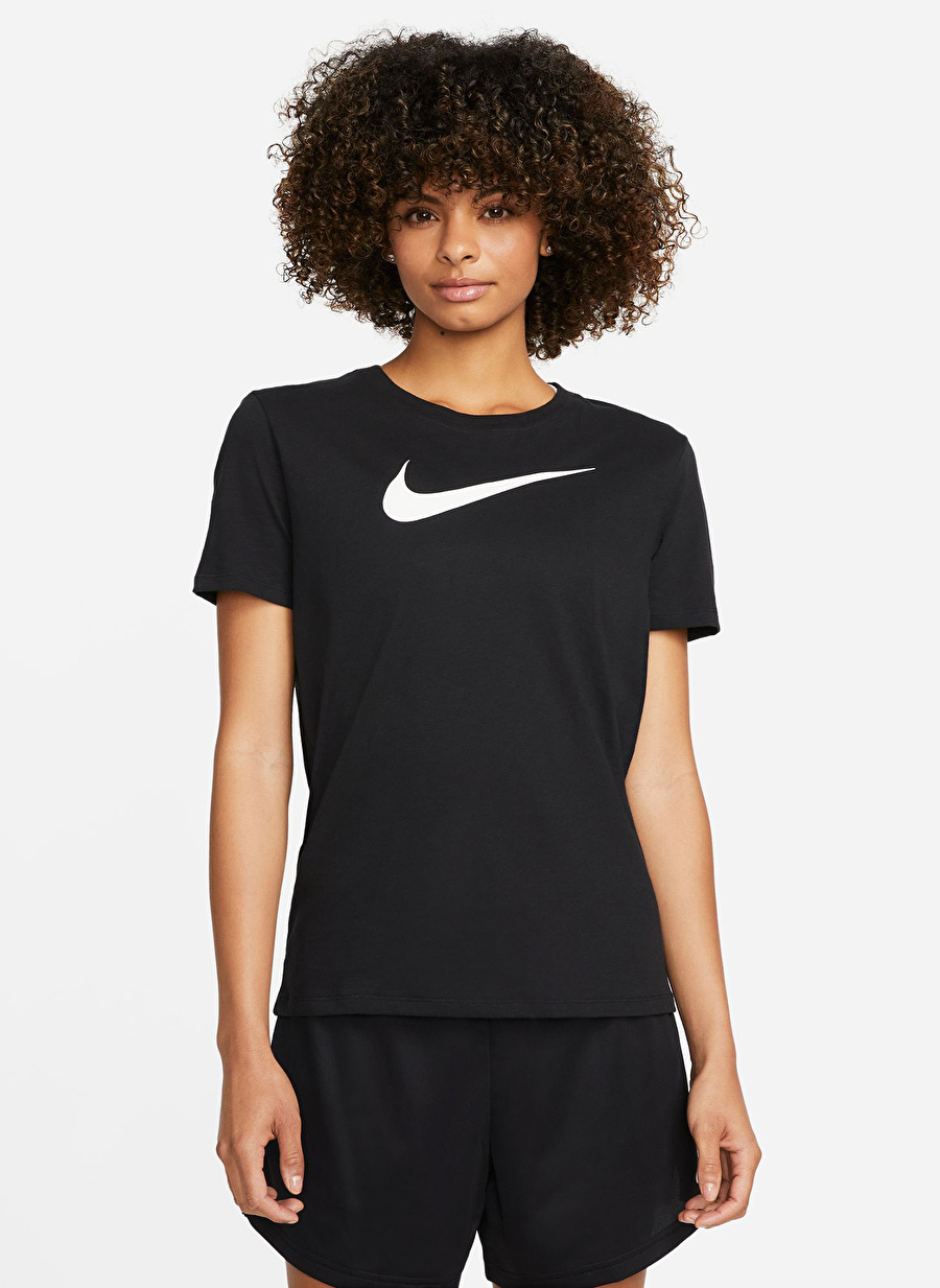 Nike Bisiklet Yaka Düz Siyah Kadın T-Shirt FD2884-010 W NK DF TEE SWOOSH