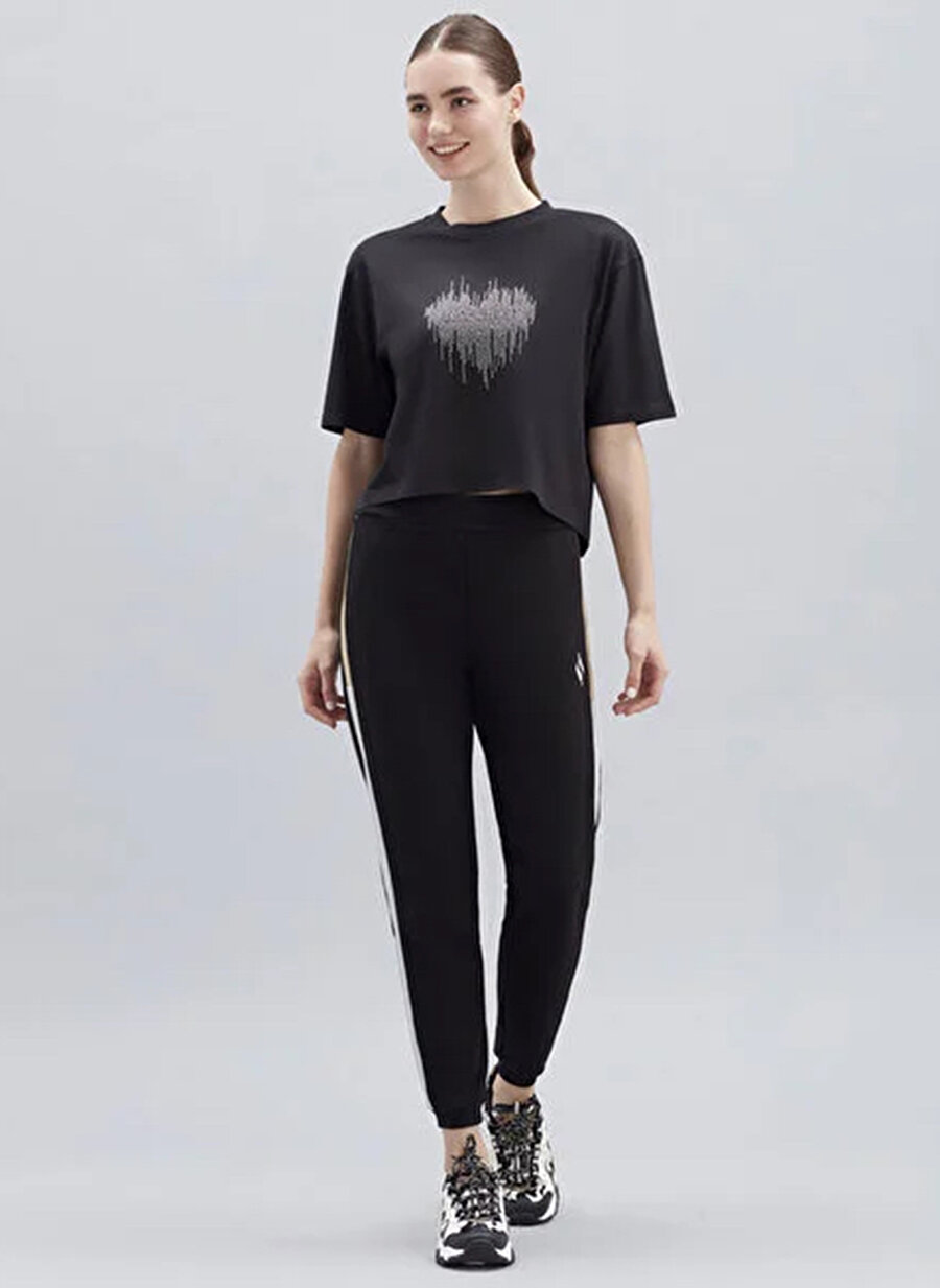 Skechers Yuvarlak Yaka Düz Siyah Kadın T-Shirt S221173-001 W Graphic Tee Shiny Log