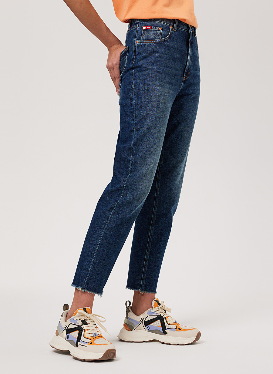 Lee Cooper Yüksek Bel Dar Paça Mom Fit Kadın Denim Pantolon 232 LCF 121013 MARLYN BLUE STONE