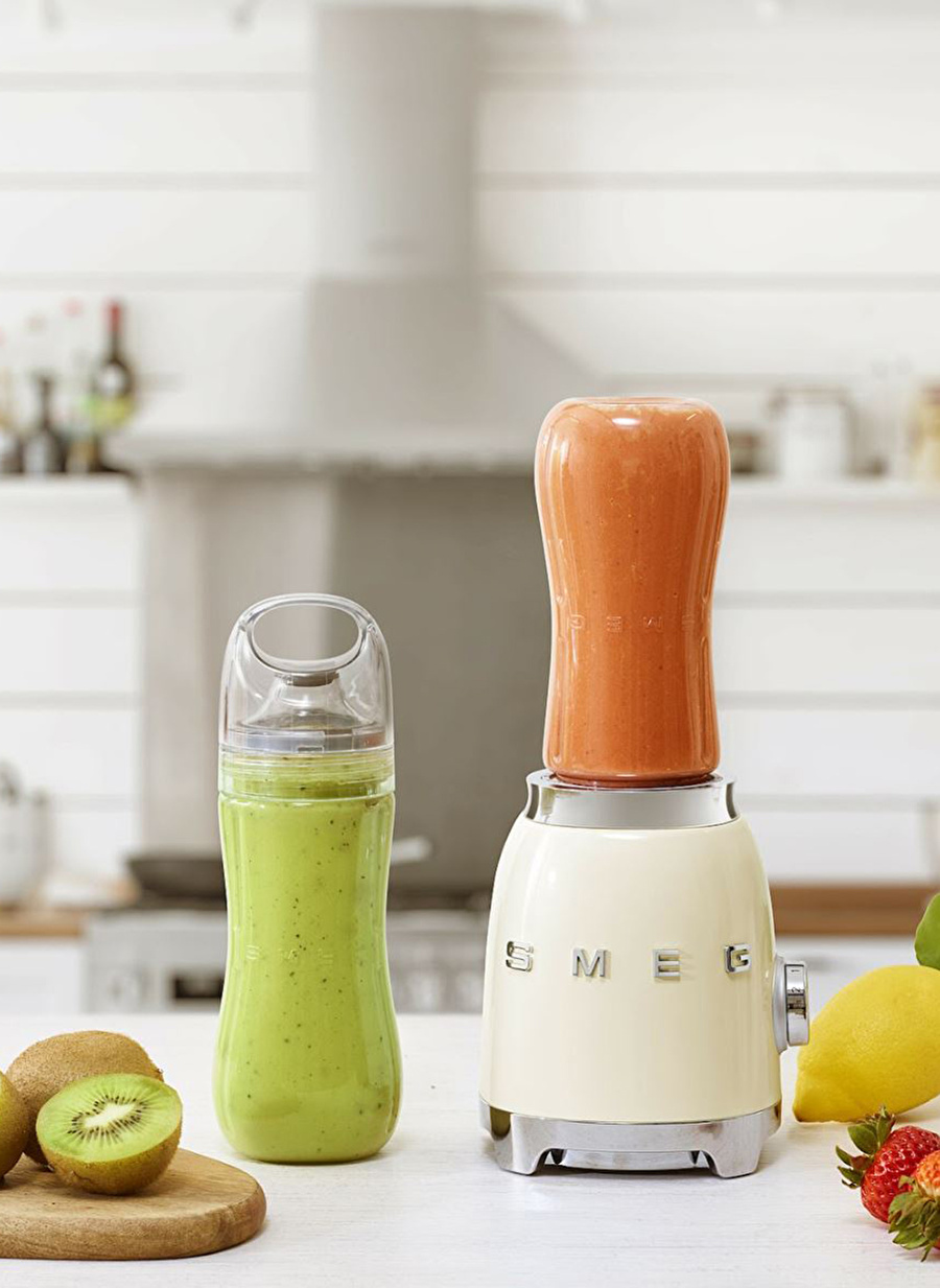 Smeg Personal Blender Krem PBF01CREU_4