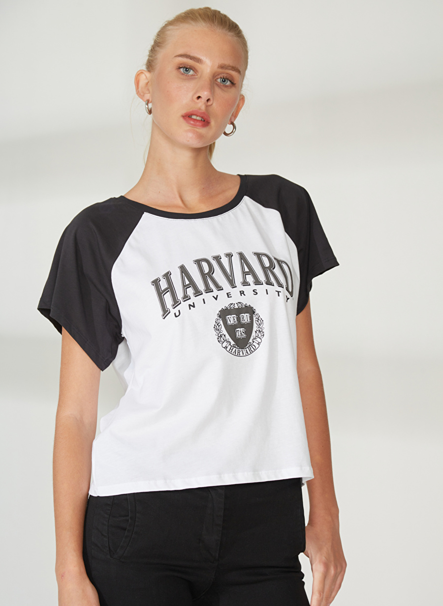 Never Say Never Harvard Baskılı Beyaz Kadın T-Shirt BYL3032