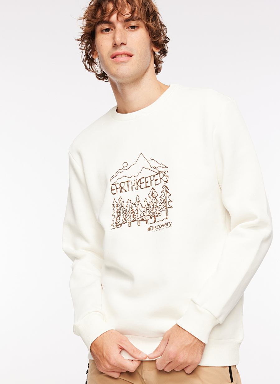 Discovery Expedition Kırık Beyaz Erkek Bisiklet Yaka Baskılı Sweatshirt D3WM-SWT29