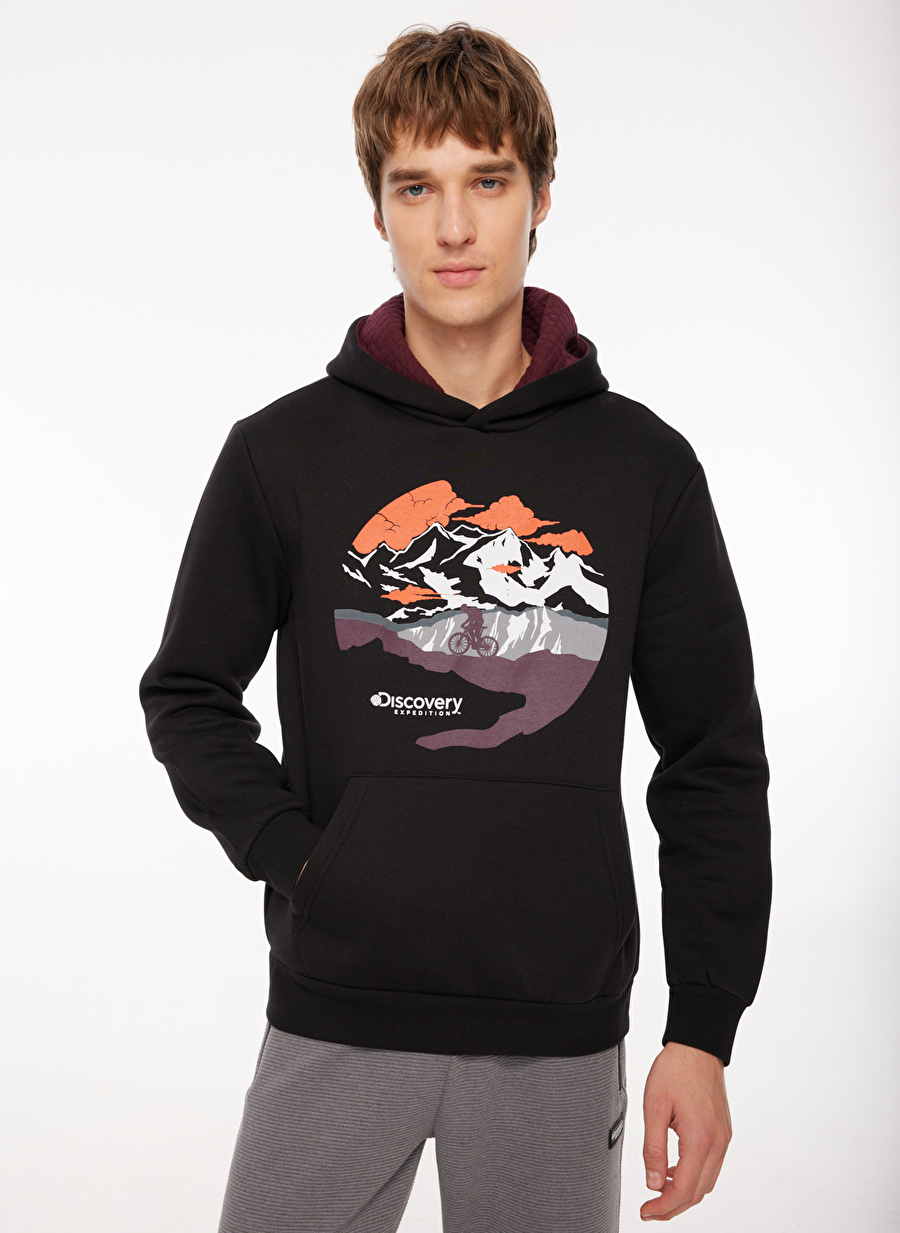 Discovery Expedition Siyah Erkek Kapüşonlu Baskılı Sweatshirt D3WM-SWT34