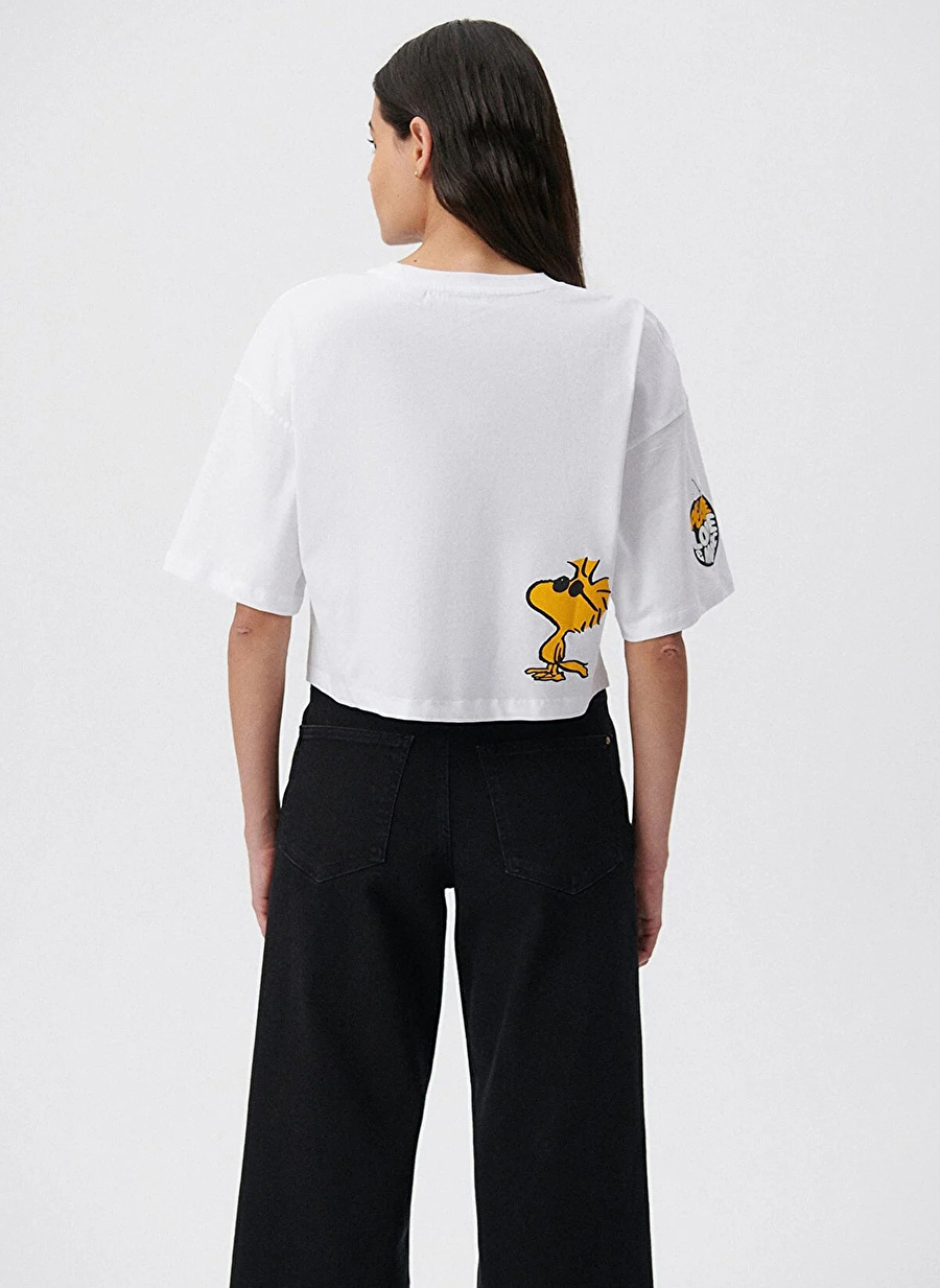 Mavi Bisiklet Yaka Baskılı Beyaz Kadın T-Shirt M1612060-620 SNOOPY BASKILI TİŞÖRT