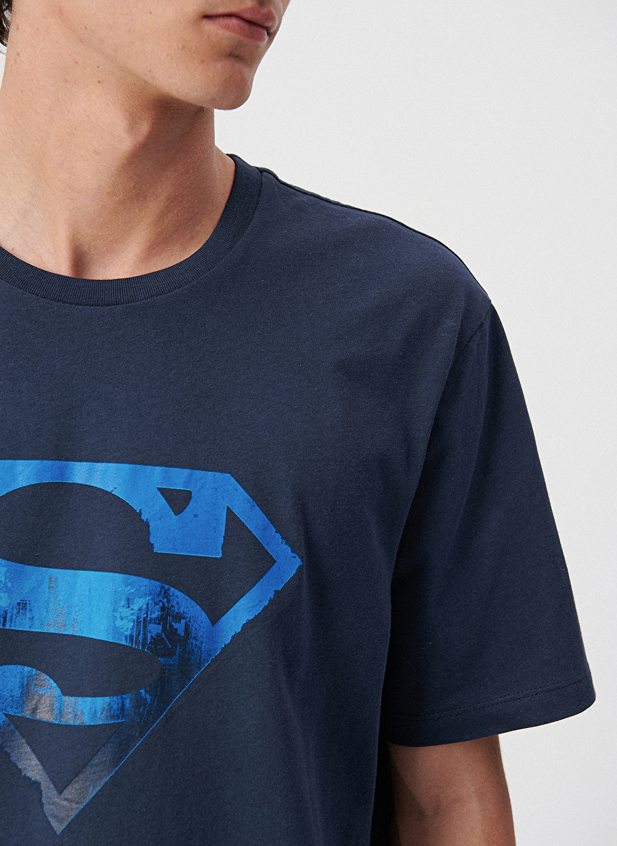 Mavi Bisiklet Yaka Baskılı Lacivert T-Shirt M0611665-70490_SUPERMAN BASKILI TİŞ_4