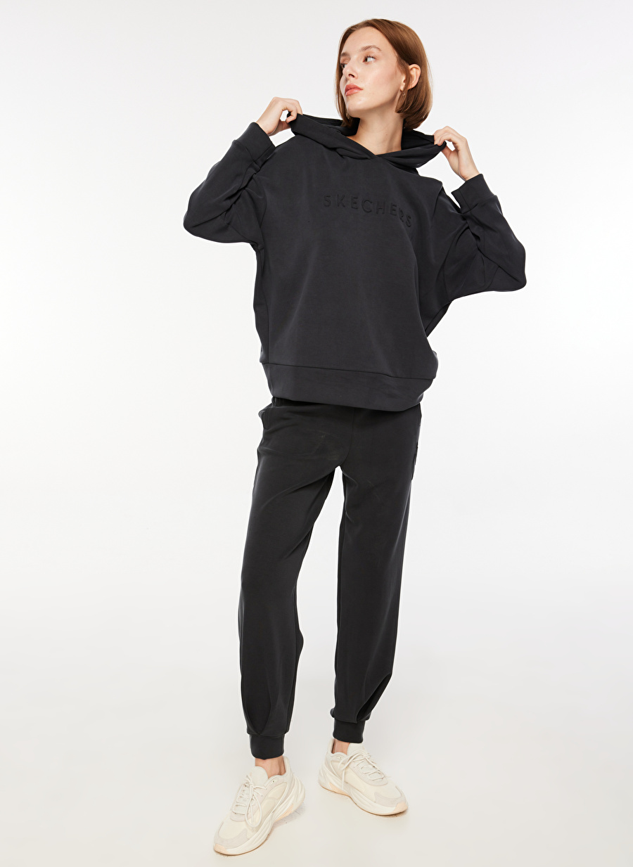 Skechers Siyah Kadın Bisiklet Yaka Sweatshirt 7-001W