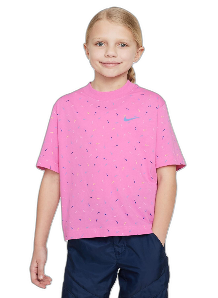 Nike Çocuk Pembe Bisiklet Yaka T-Shirt FD5366-620 G NK NSW TEE BOXY SWOOSH