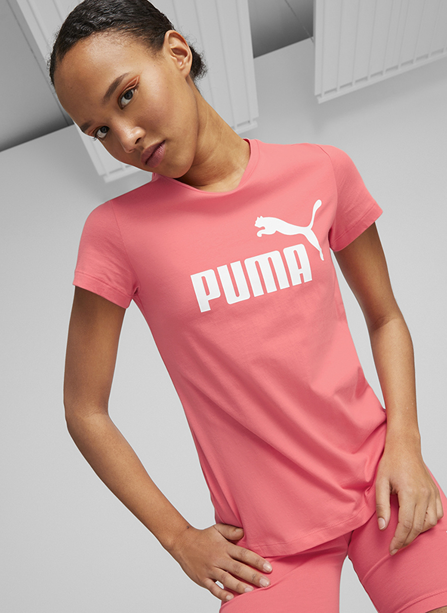 Puma Pembe Kadın Yuvarlak Yaka Regular Fit T-Shirt 58677591 ESS Logo Tee